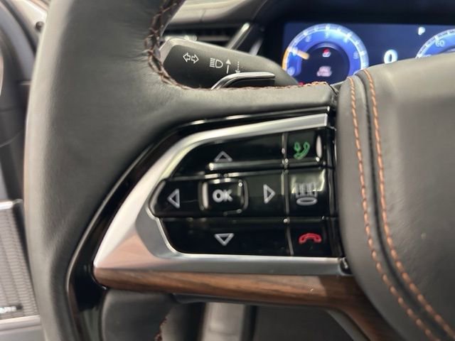 Used 2024 Jeep Grand Cherokee Summit w/ Luxury Tech Group V image 32