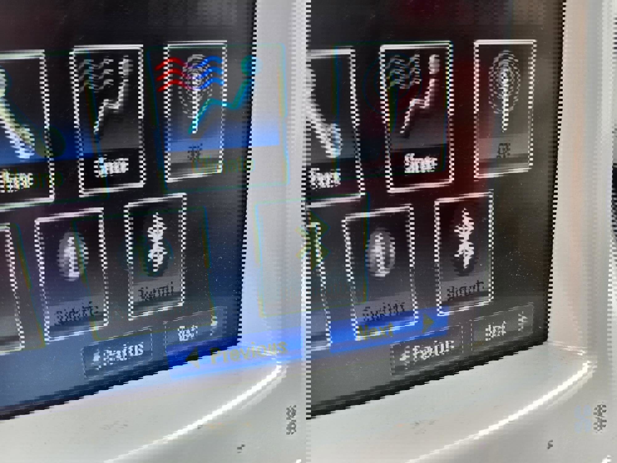 Used 2013 Chevrolet Volt w/ Comfort Package image 16