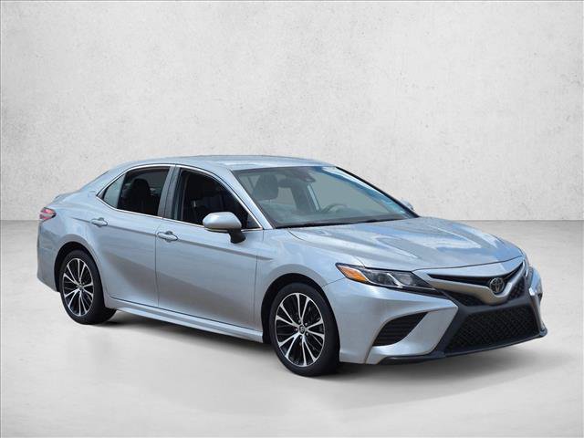 Certified 2019 Toyota Camry SE w/ Convenience Package FWD image 3