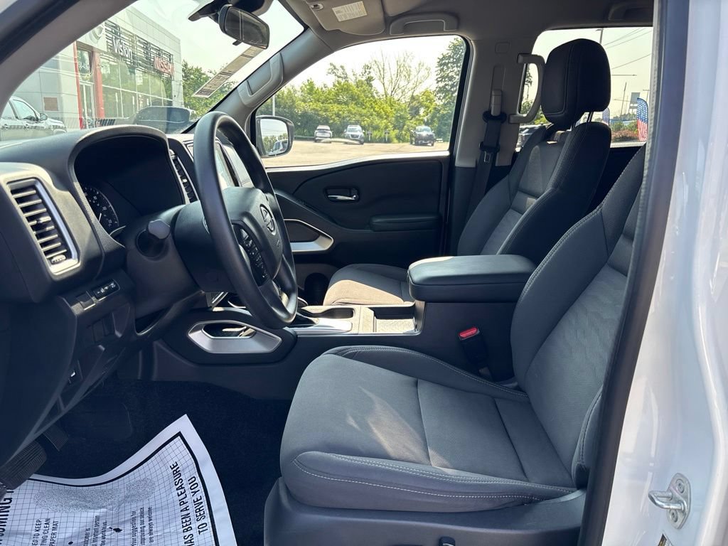Certified 2023 Nissan Frontier SV AWD/4WD image 17