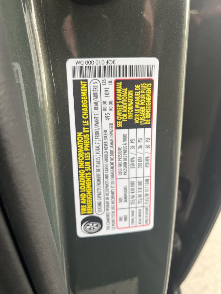 Used 2024 Volkswagen Atlas Peak Edition SE AWD/4WD image 32