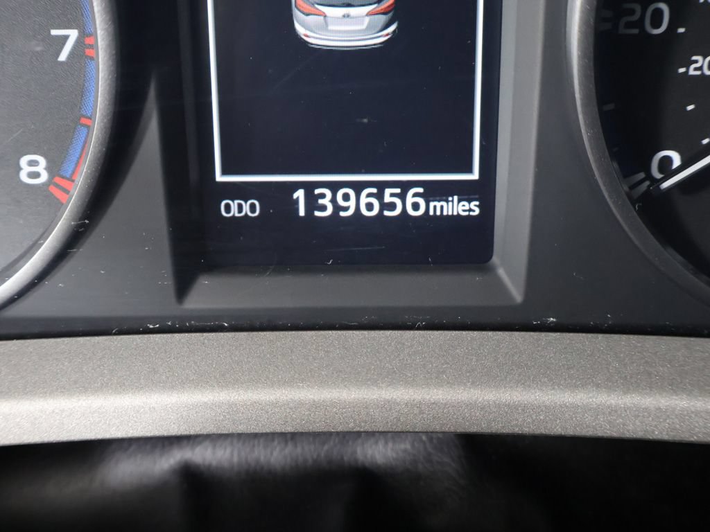 Used 2018 Toyota RAV4 XLE w/ Plus Extra Value Package FWD image 37