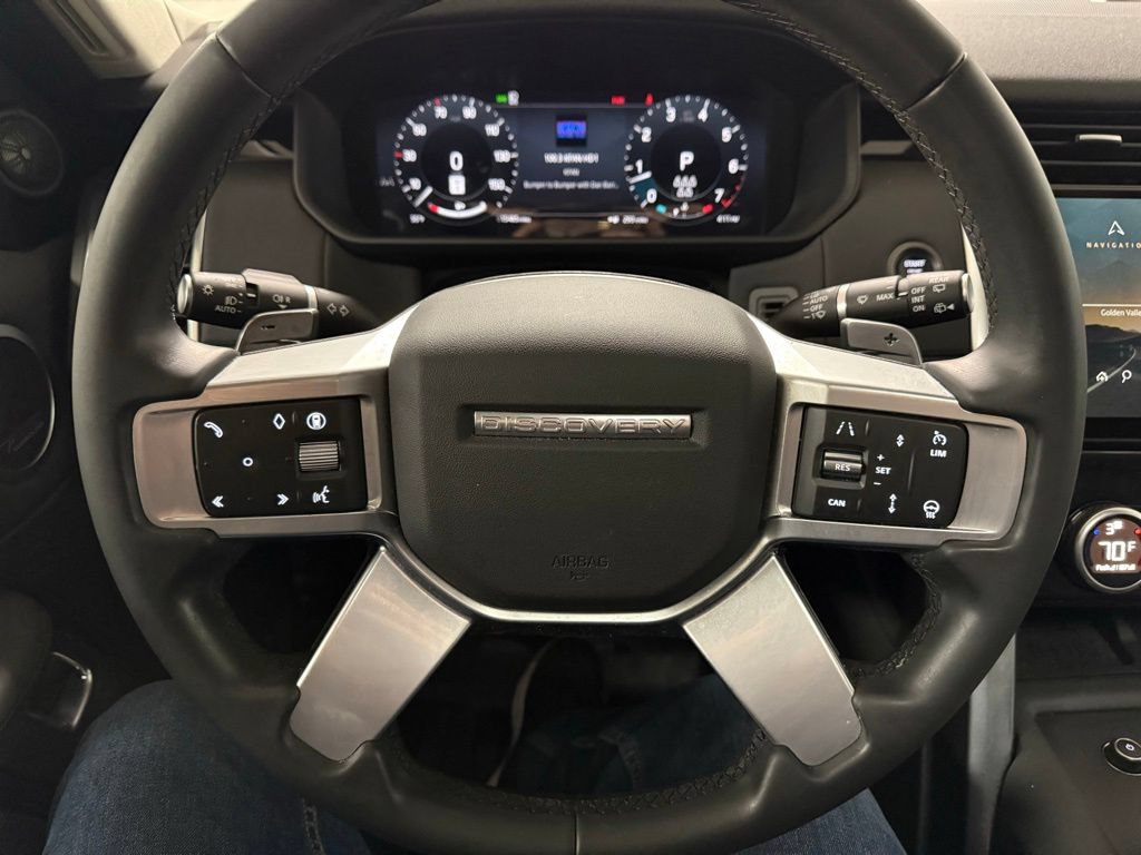 Used 2024 Land Rover Discovery S AWD/4WD image 11