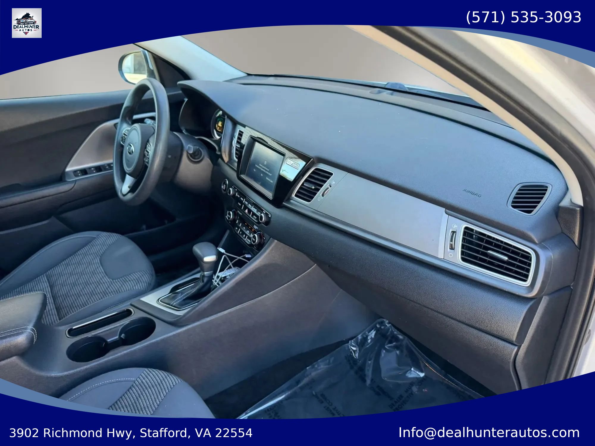 Used 2017 Kia Niro LX FWD image 16