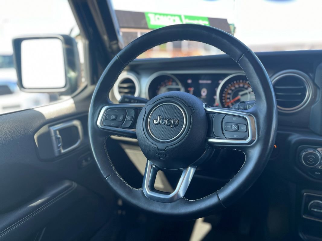 Used 2020 Jeep Wrangler Unlimited Sahara w/ Cold Weather Group AWD/4WD image 19