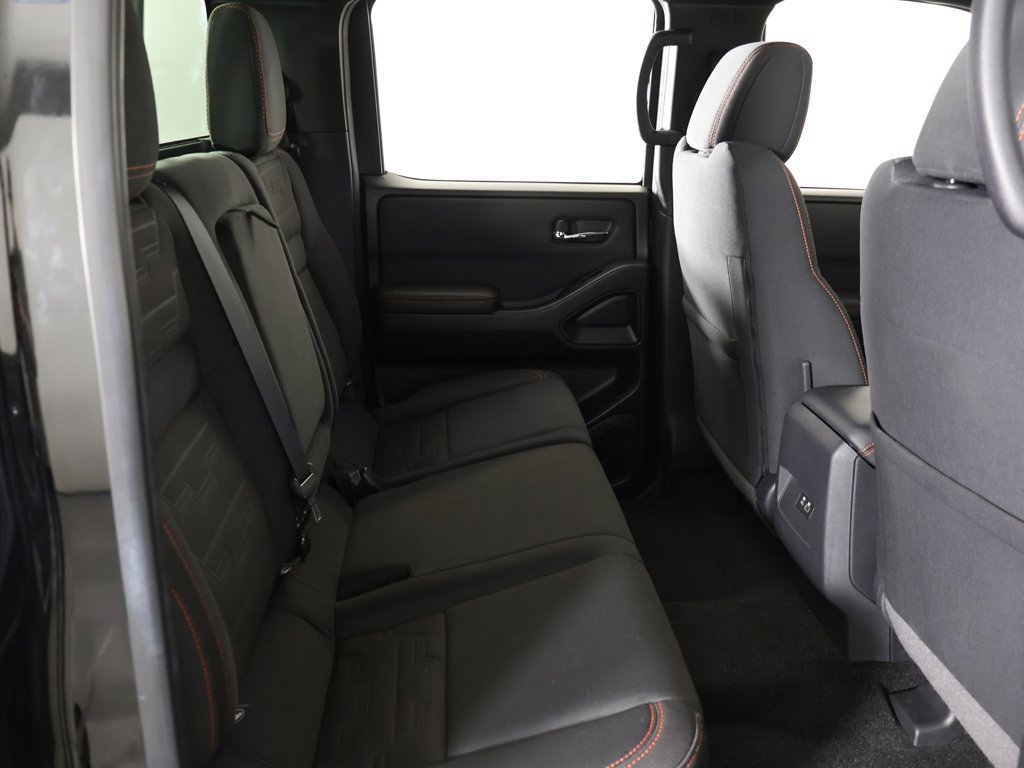 Used 2022 Nissan Frontier PRO-4X w/ Technology Package image 33