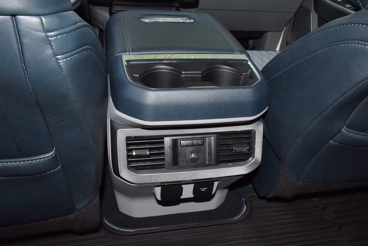 Used 2024 Ford F250 Limited w/ FX4 Off-Road Package AWD/4WD image 18