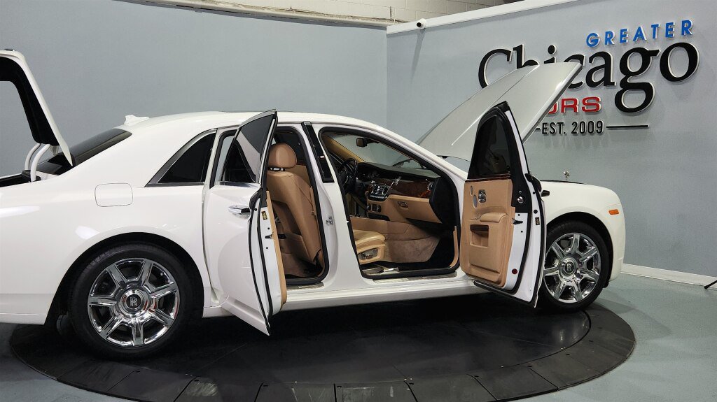 Used 2010 Rolls-Royce Ghost RWD image 22