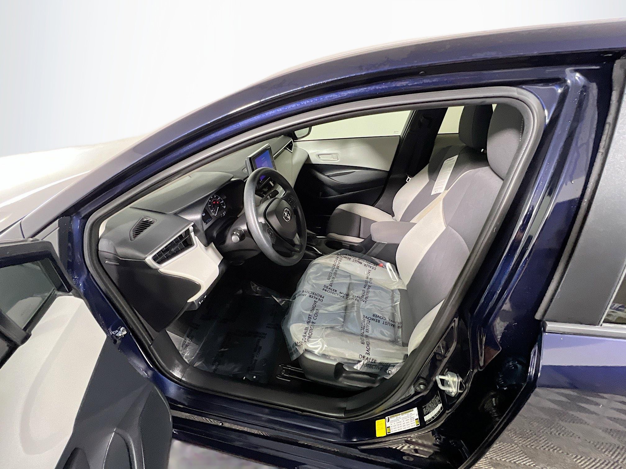 Used 2024 Toyota Corolla LE image 15