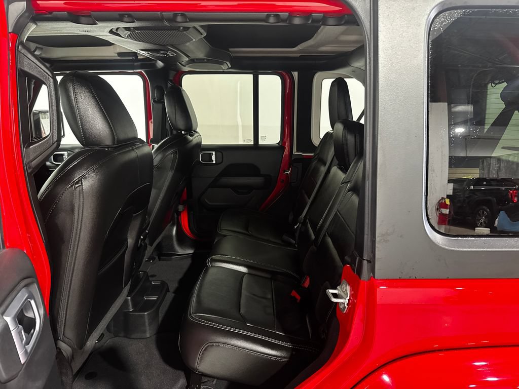 Used 2023 Jeep Wrangler Unlimited Sahara w/ Dual Top Group AWD/4WD image 20