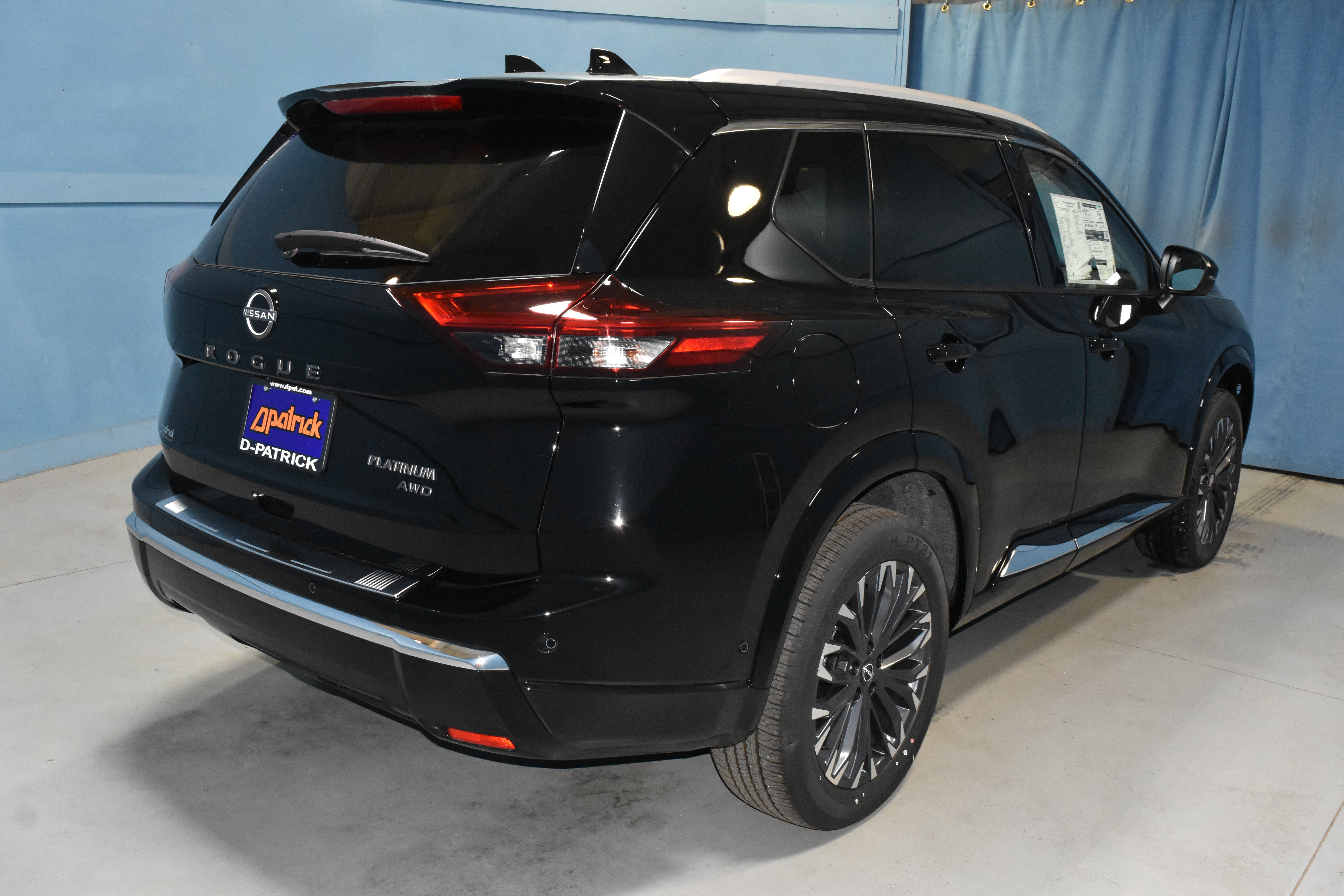 New 2026 Nissan Rogue Platinum w/ Tech Package AWD/4WD image 25