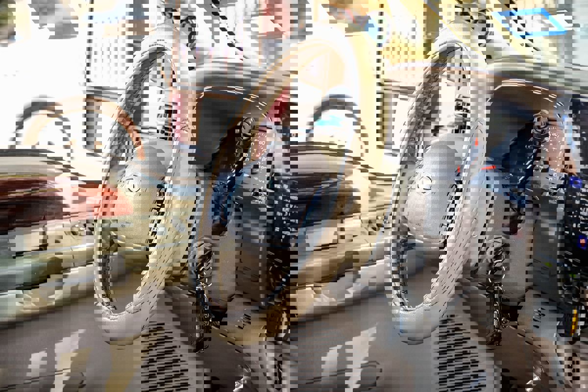 Used 2004 Ford Excursion Eddie Bauer image 11