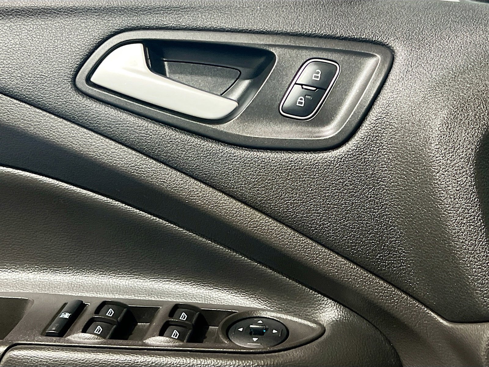 Used 2018 Ford Escape SEL image 14