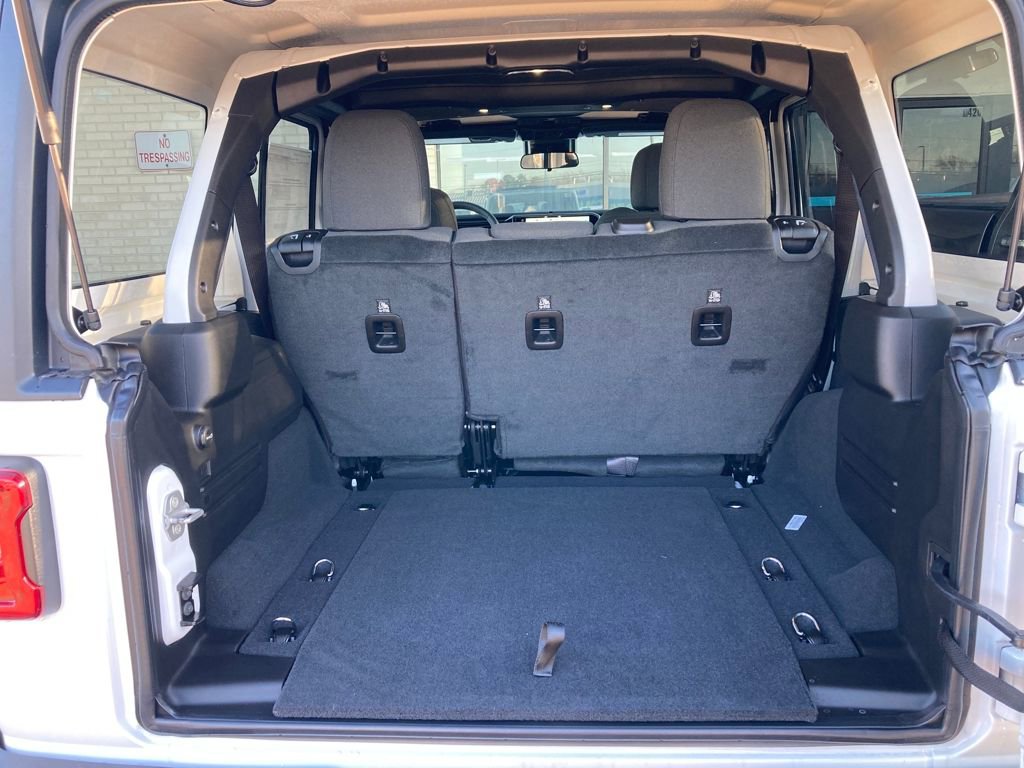 New 2025 Jeep Wrangler Rubicon image 22