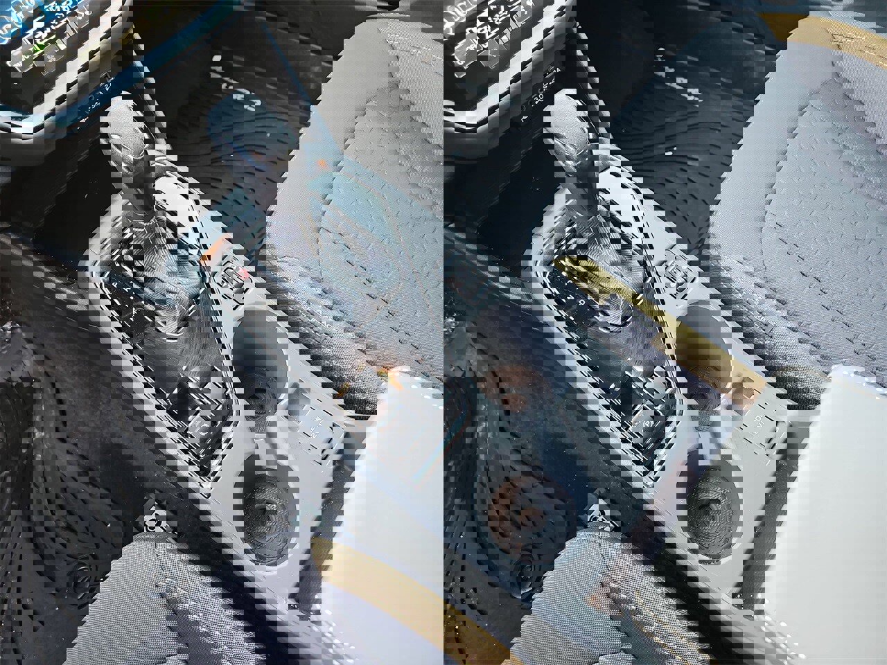 Certified 2025 Subaru Crosstrek 2.5i Sport w/ Crosstrek Mirror Package image 24