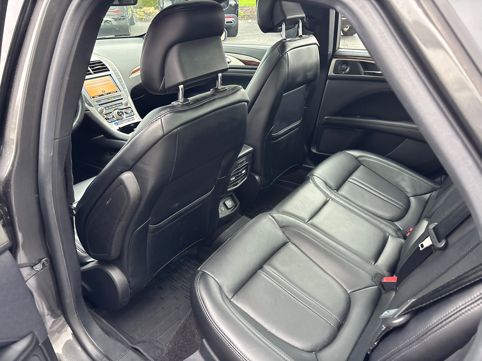 Used 2019 Lincoln MKZ Reserve image 27