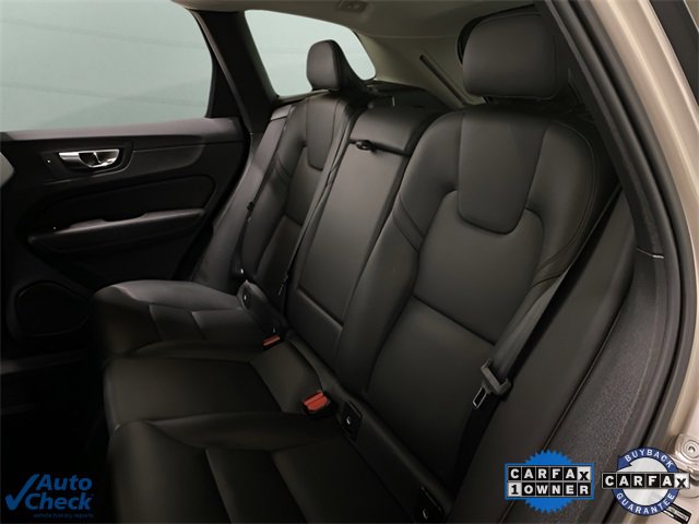 Used 2025 Volvo XC60 B5 Core image 59