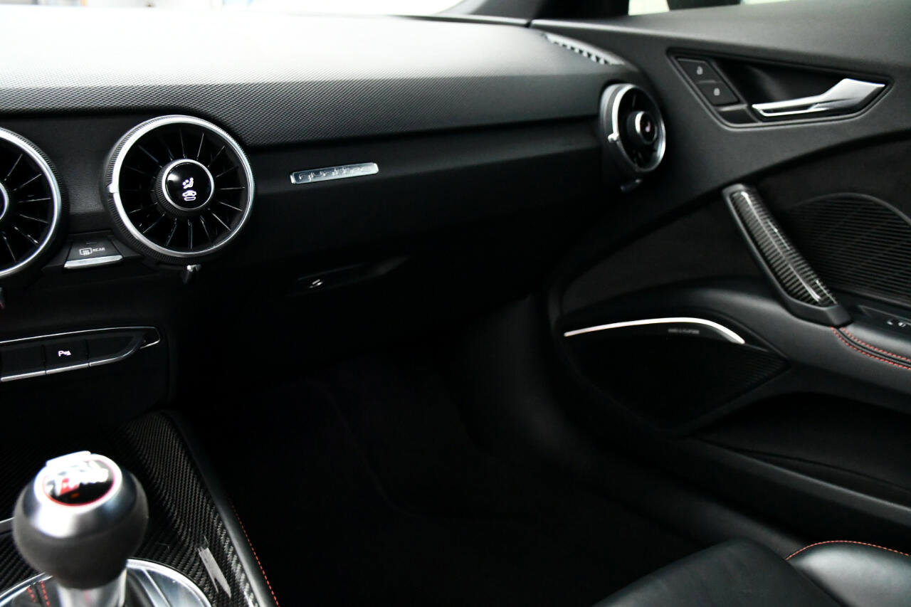 Used 2018 Audi TT RS image 38