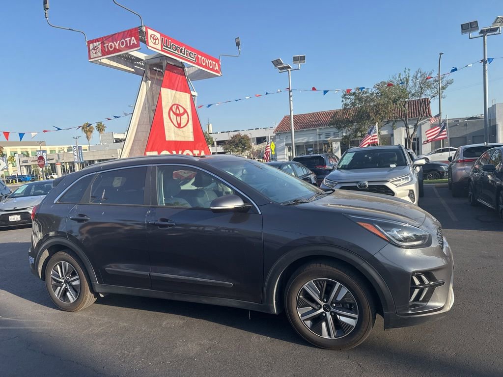 Used 2020 Kia Niro EX Premium FWD image 3