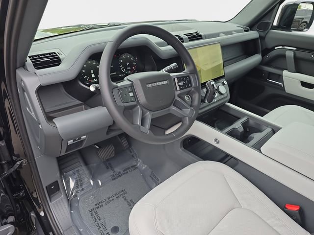 New 2026 Land Rover Defender 110 X-Dynamic SE AWD/4WD image 13