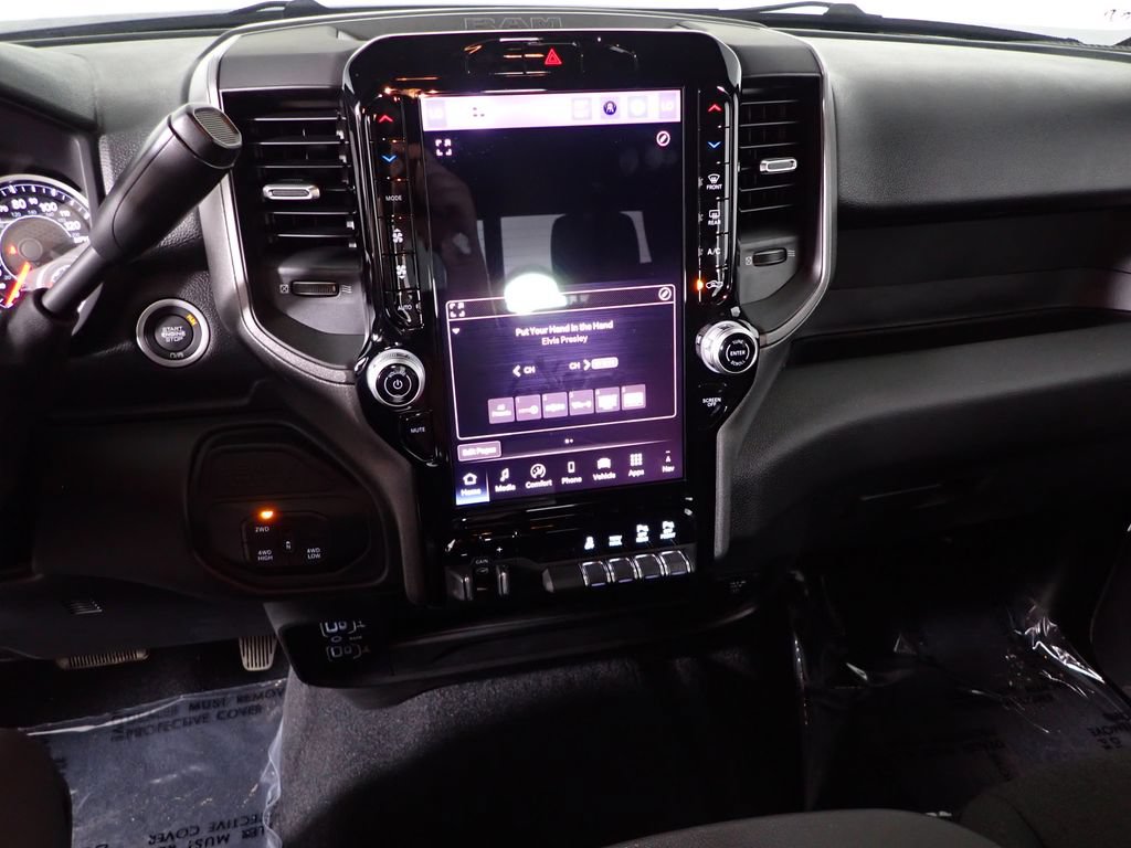 New 2026 RAM 2500 Tradesman AWD/4WD image 29