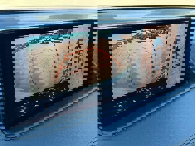 Used 2023 Acura MDX SH-AWD w/ Advance Package image 21