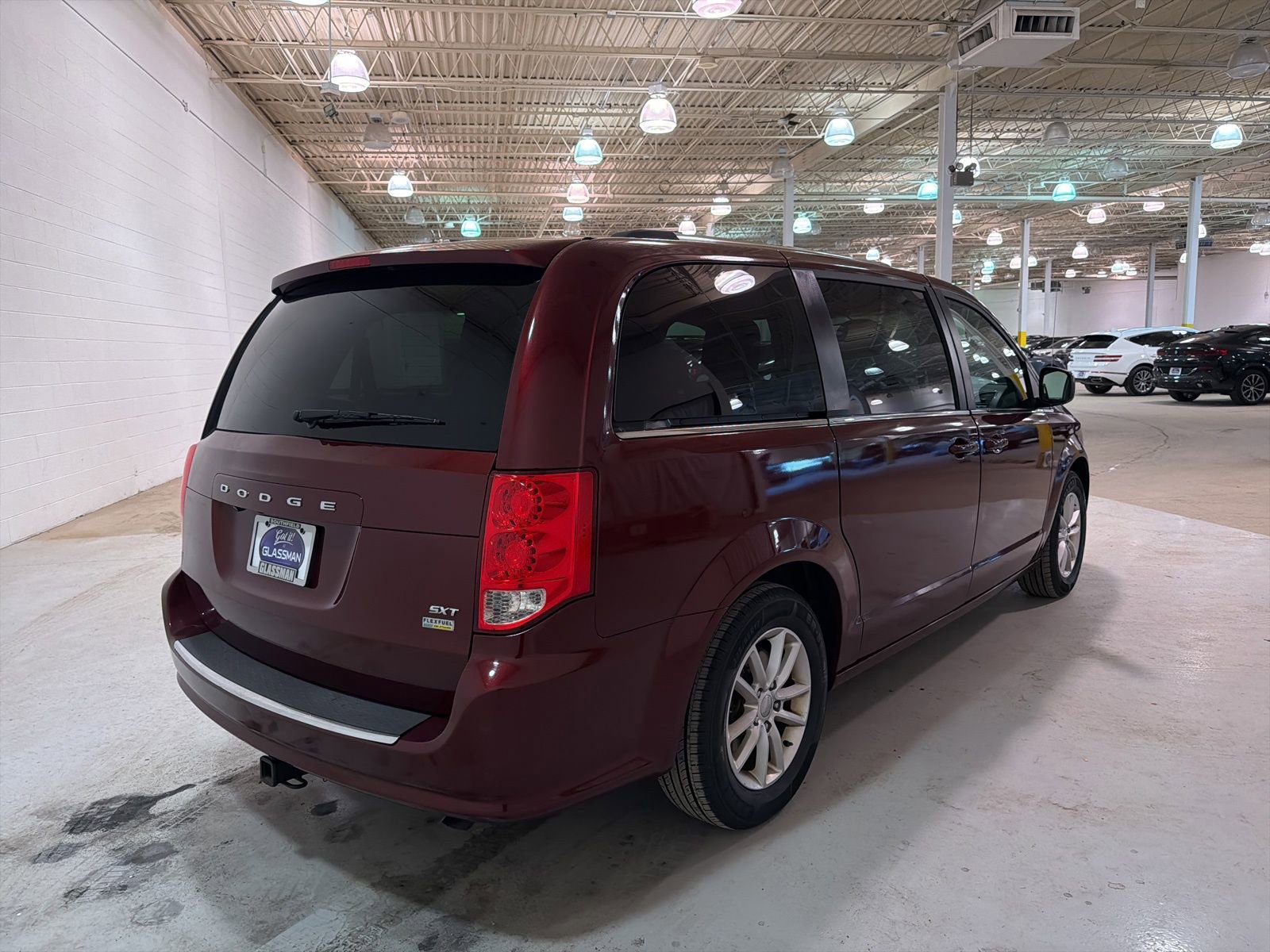 Used 2018 Dodge Grand Caravan SXT image 3