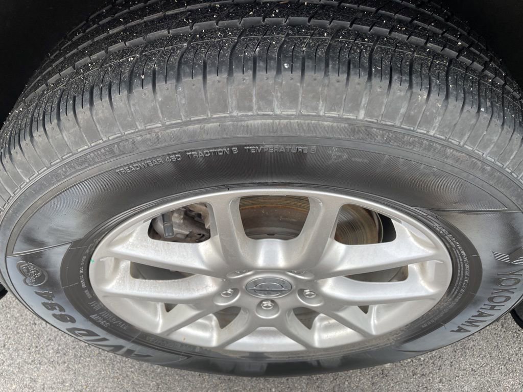 Used 2024 Chrysler Pacifica Touring-L image 27