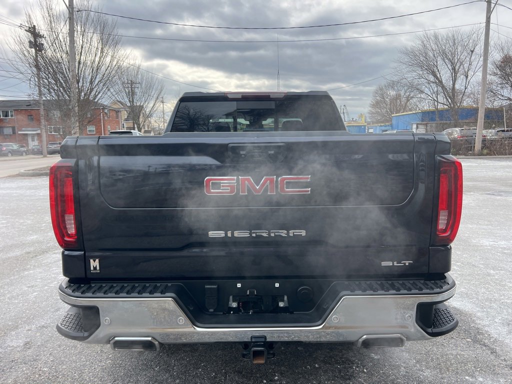 Used 2022 GMC Sierra 1500 SLT w/ SLT Premium Plus Package image 4