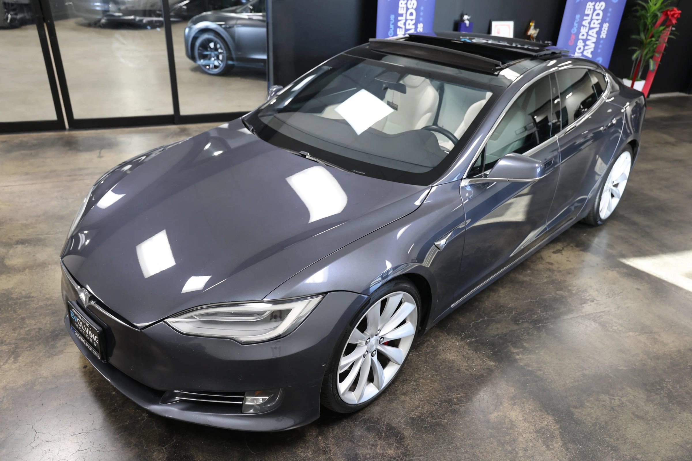 Used 2017 Tesla Model S P100D AWD/4WD image 19