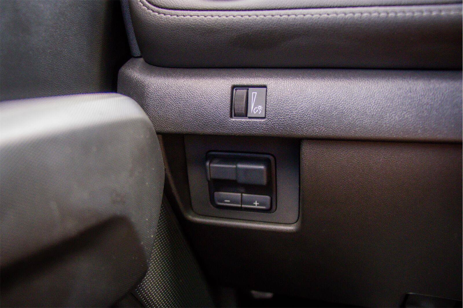 Used 2024 Chevrolet Colorado LT w/ LT Convenience Package III AWD/4WD image 21