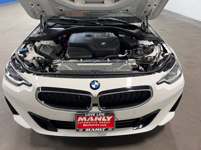 Used 2024 BMW 230i Coupe w/ Convenience Package image 9