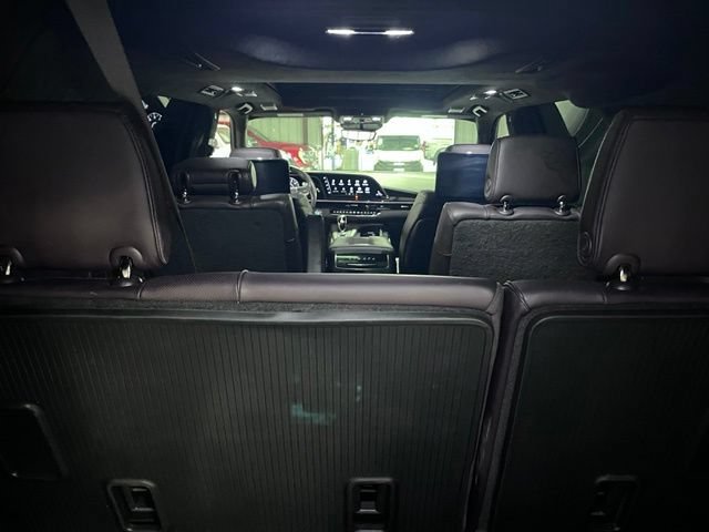 Used 2023 Cadillac Escalade ESV V w/ LPO, Floor Liner Package AWD/4WD image 6