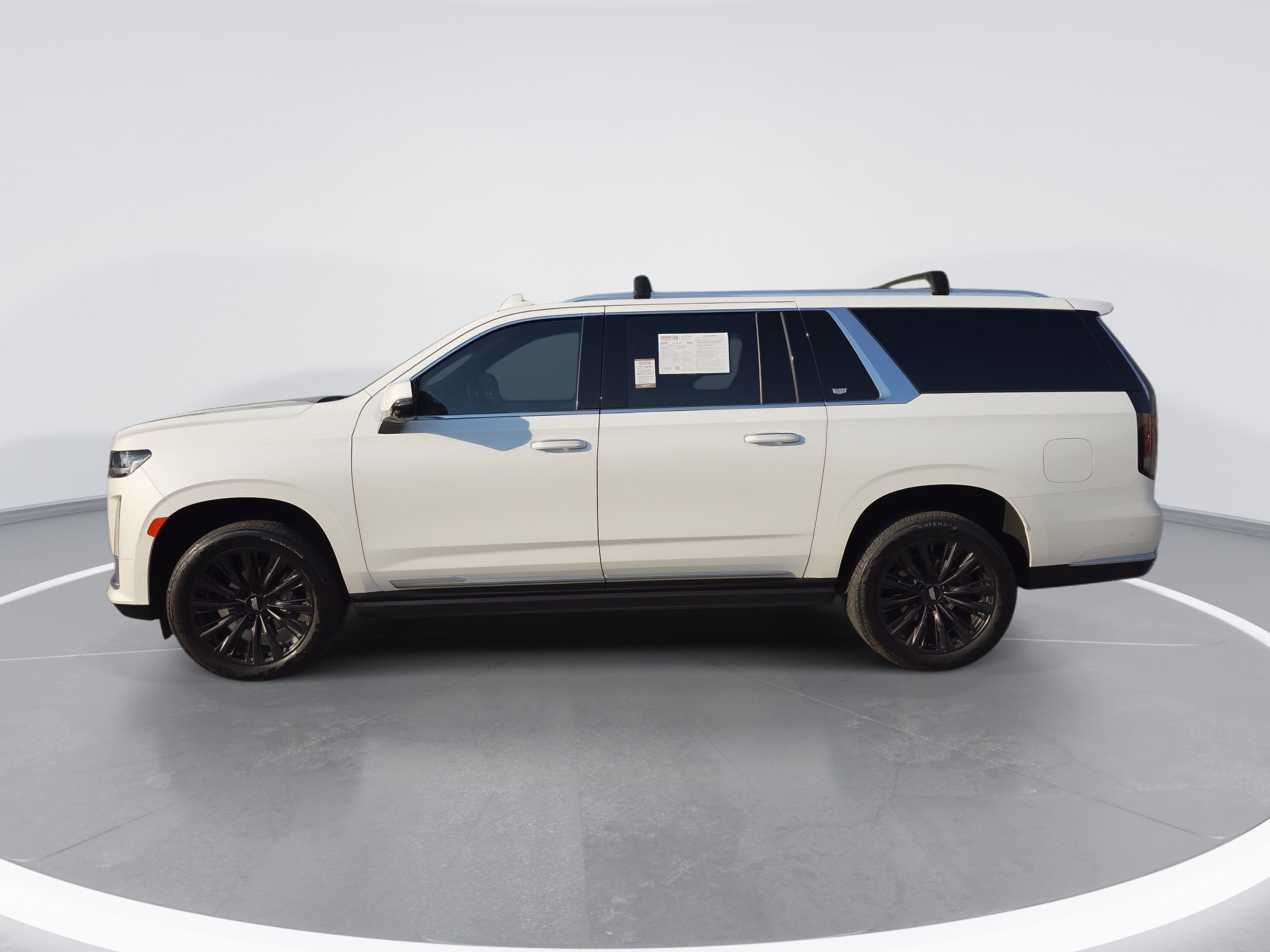 Certified 2024 Cadillac Escalade ESV Premium Luxury w/ Performance Package AWD/4WD image 6
