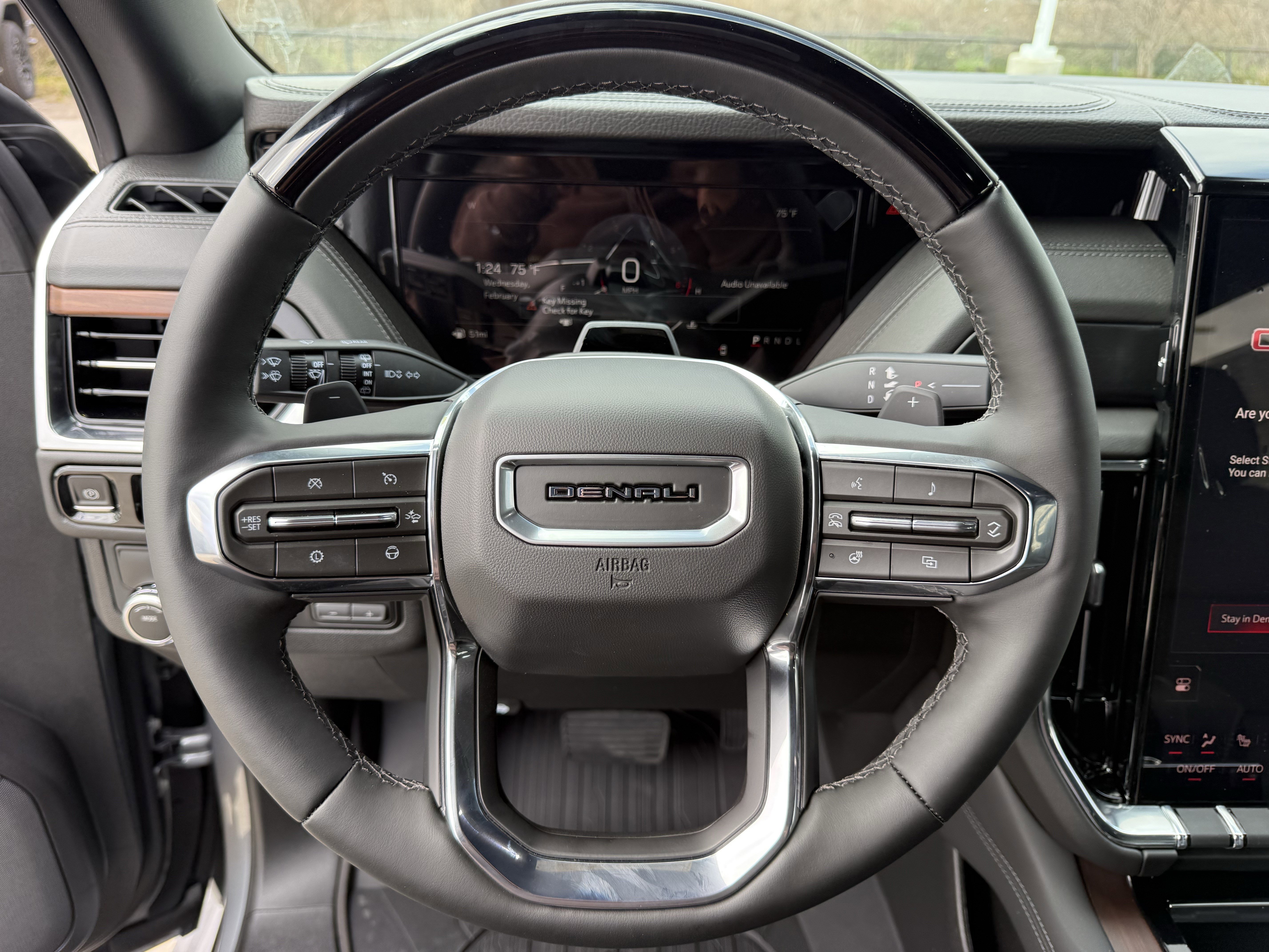 New 2026 GMC Yukon XL Denali w/ Denali Reserve Package image 14