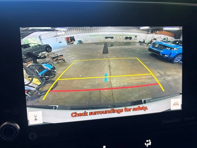 Used 2024 Toyota Tundra SR AWD/4WD image 14