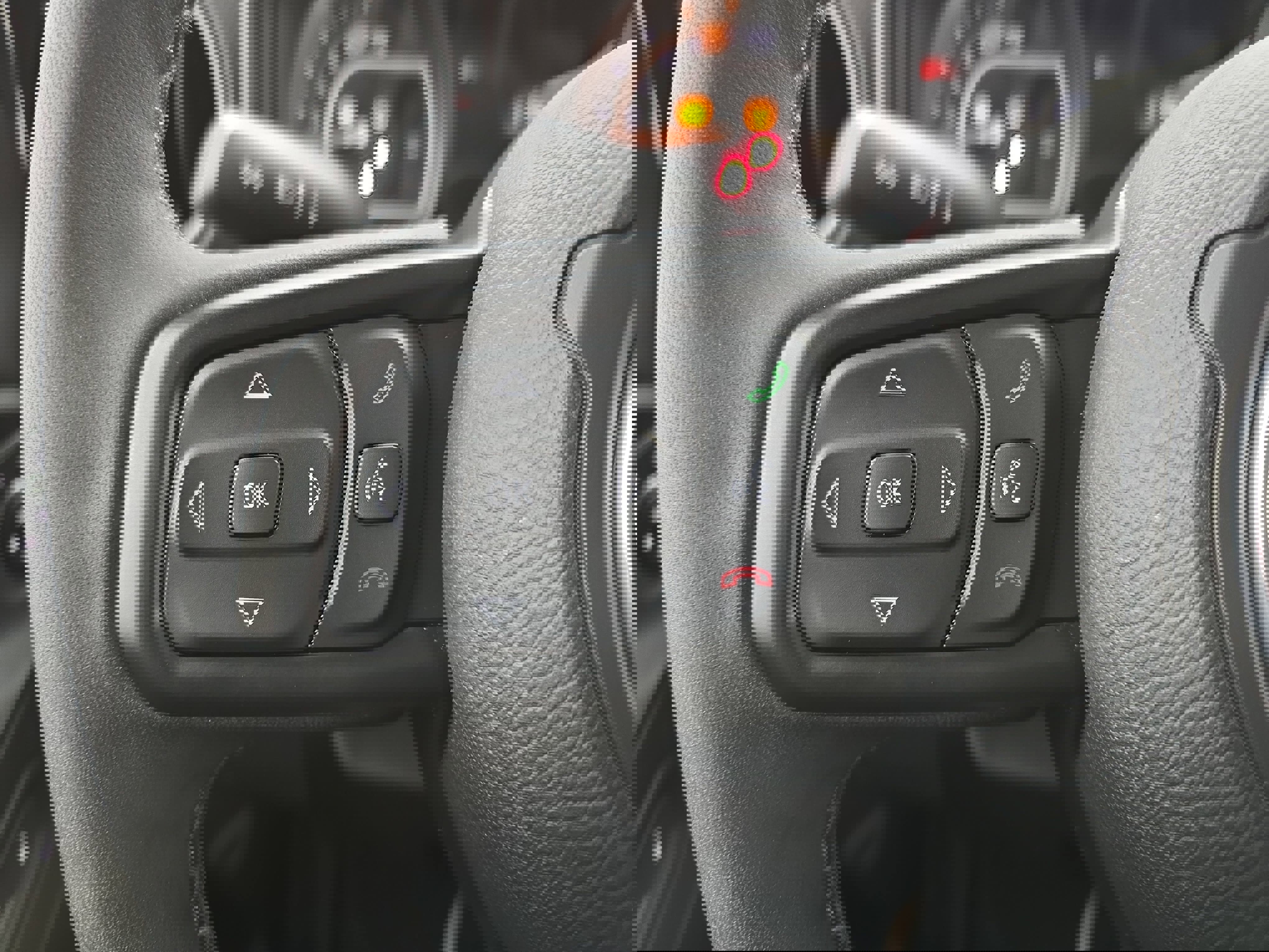 Used 2025 Jeep Wrangler Rubicon image 16