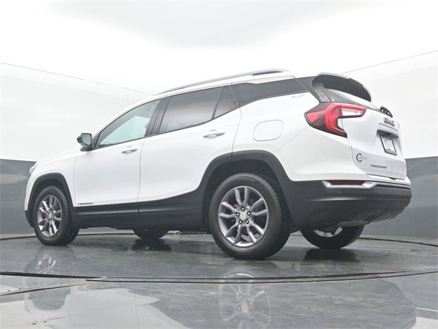 Used 2023 GMC Terrain SLT w/ LPO, Floor Liner Package image 48
