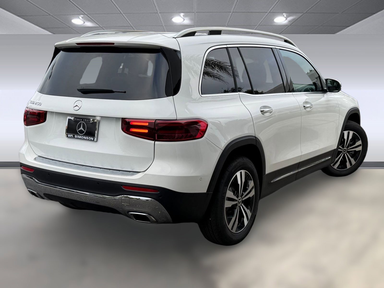 New 2026 Mercedes-Benz GLB 250 image 7