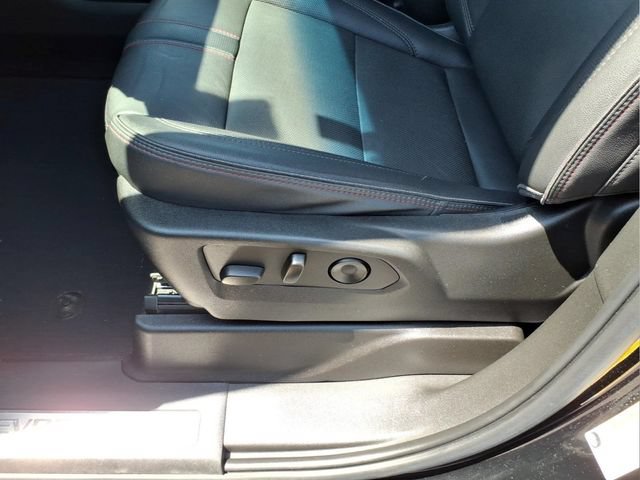Used 2022 Chevrolet Tahoe RST w/ Luxury Package AWD/4WD image 18