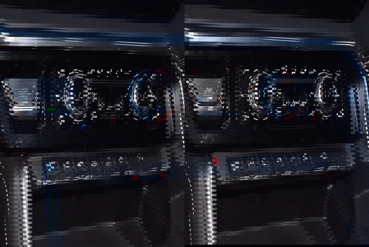 Used 2024 GMC Sierra 2500 Denali Ultimate image 29