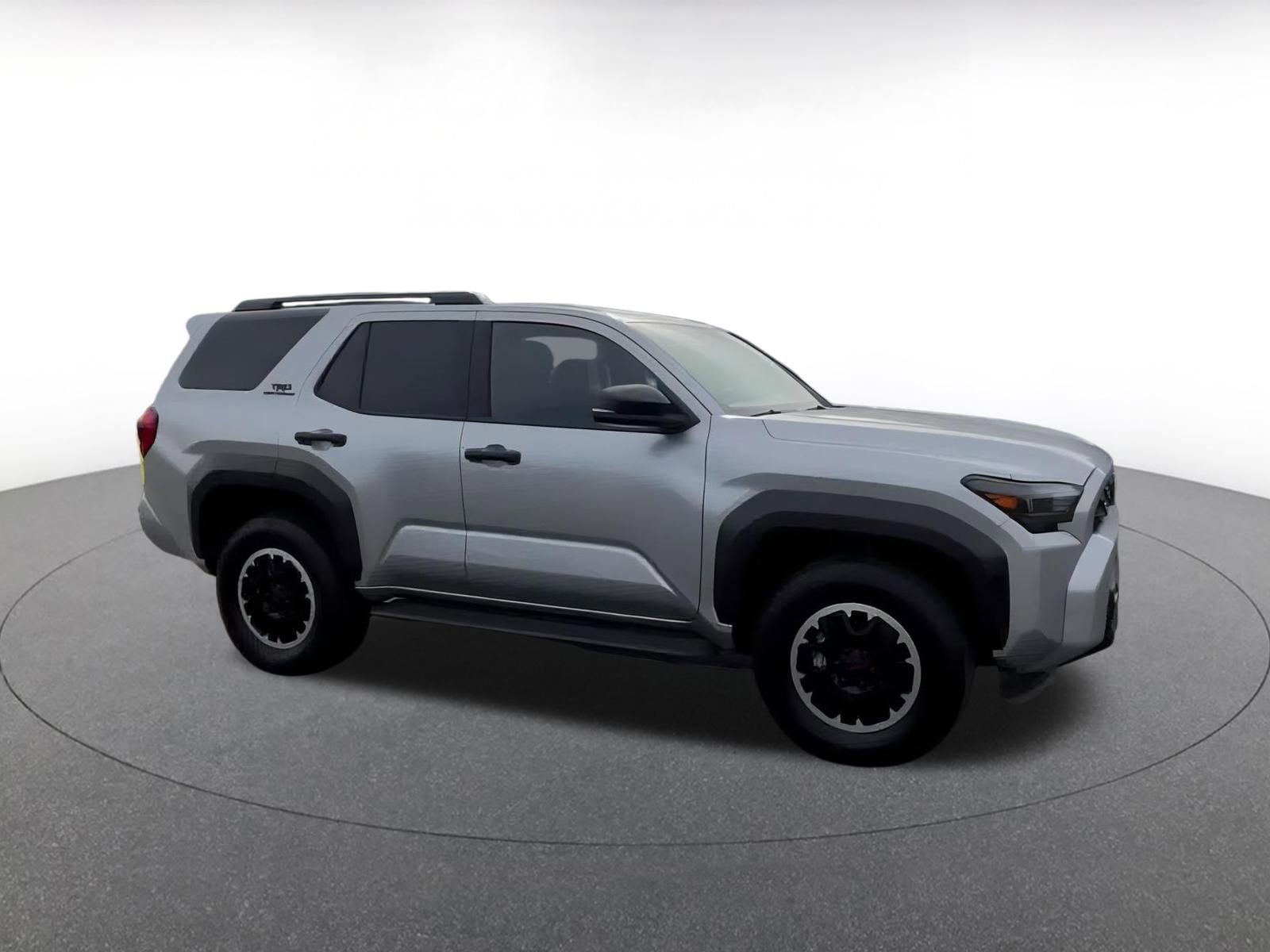 Used 2025 Toyota 4Runner TRD Off-Road image 2
