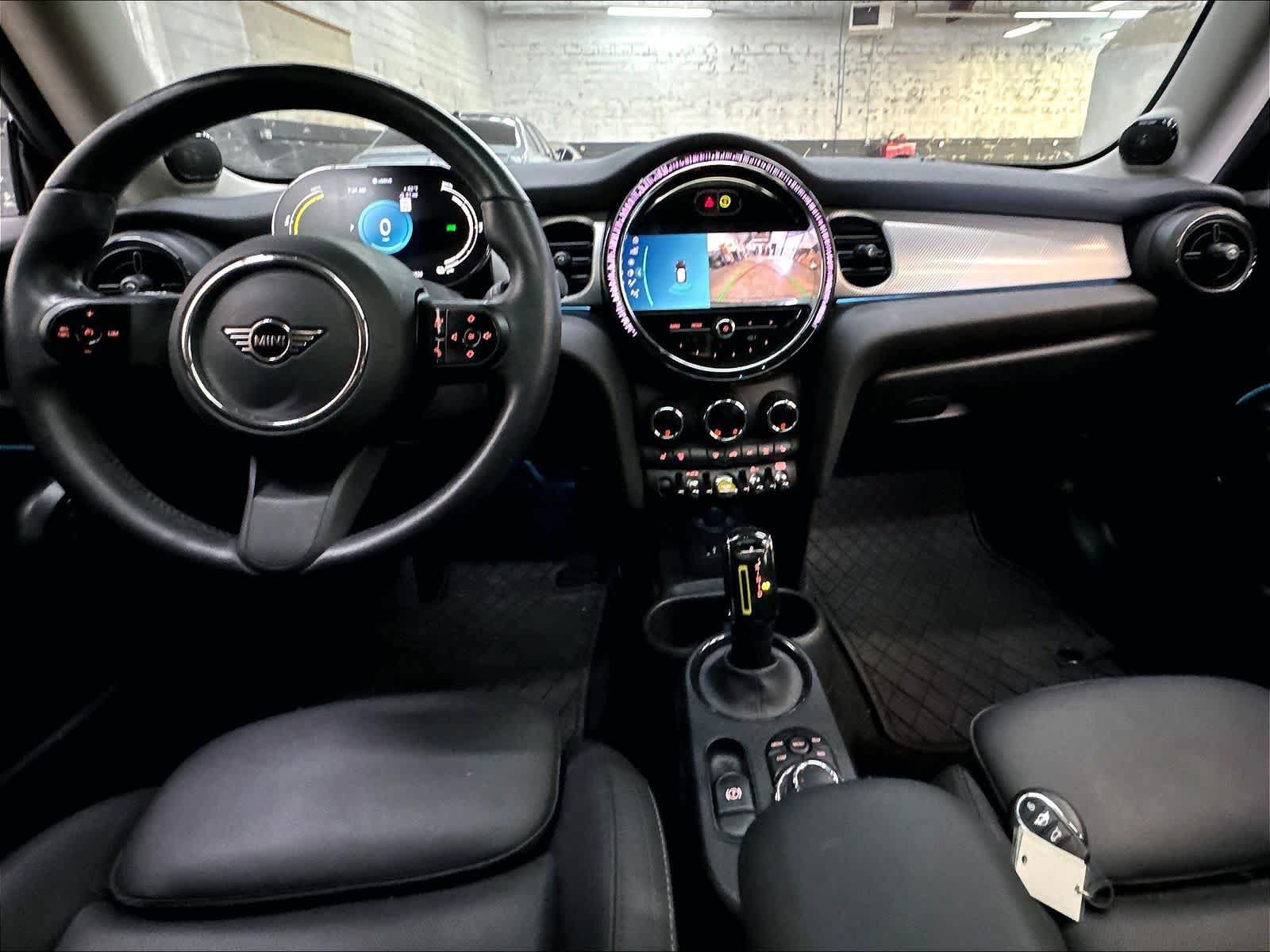 Used 2024 MINI Cooper SE FWD image 17