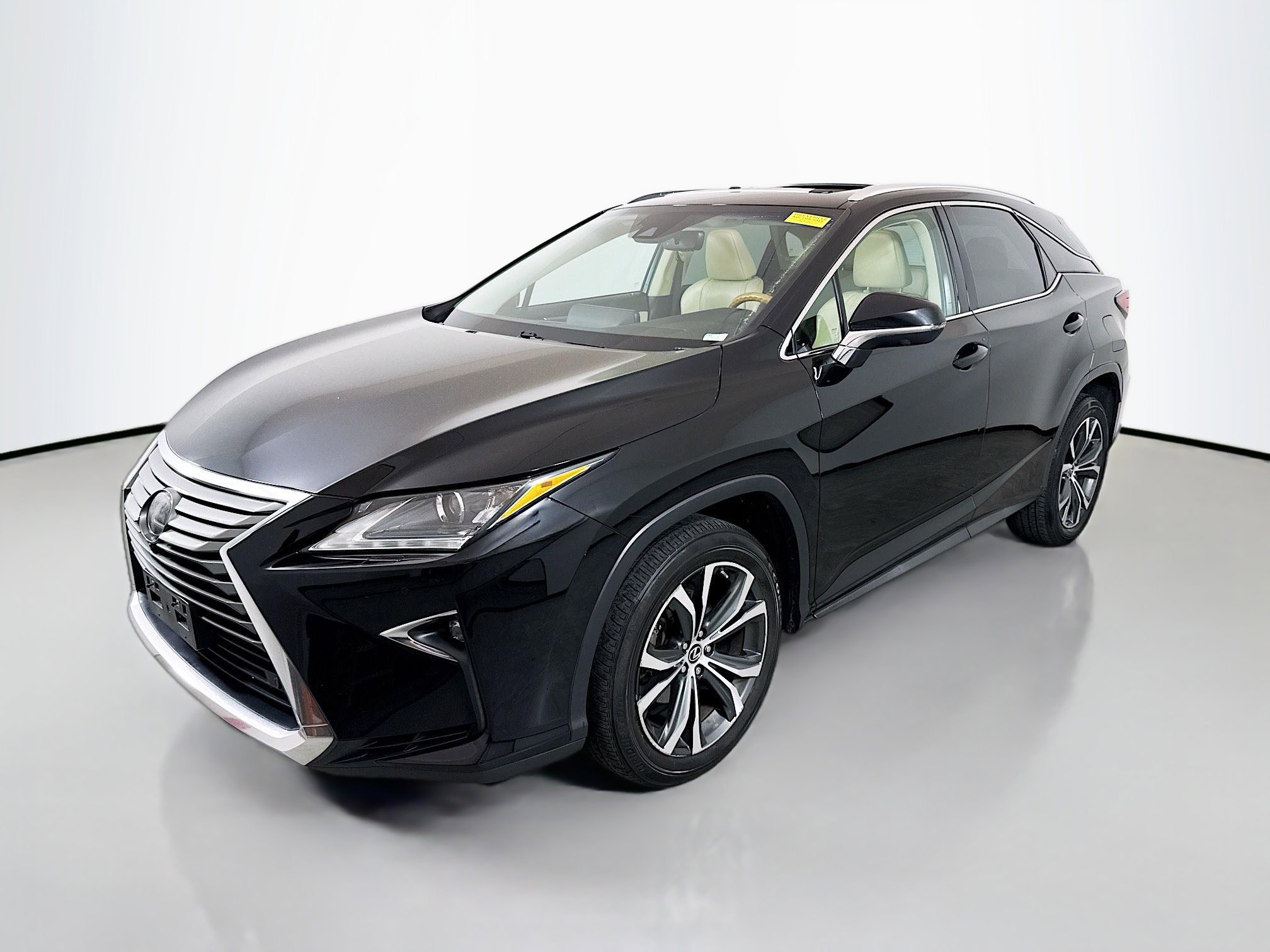 Used 2019 Lexus RX 350 AWD image 3