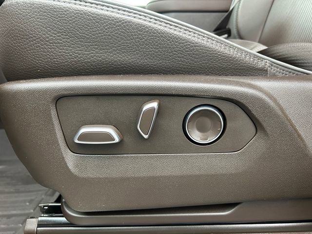 Used 2024 GMC Sierra 1500 Denali AWD/4WD image 21