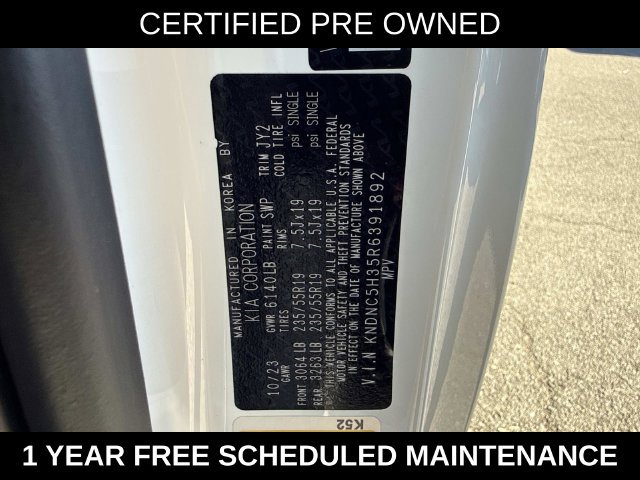 Used 2024 Kia Carnival EX FWD image 29