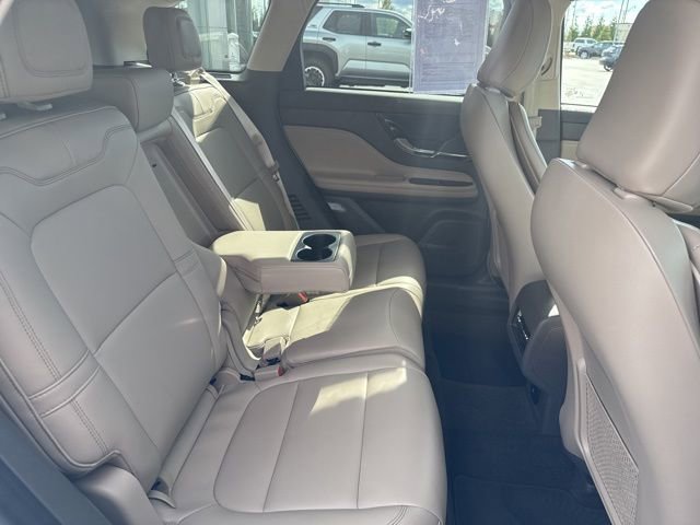 Used 2024 Lincoln Corsair AWD image 28