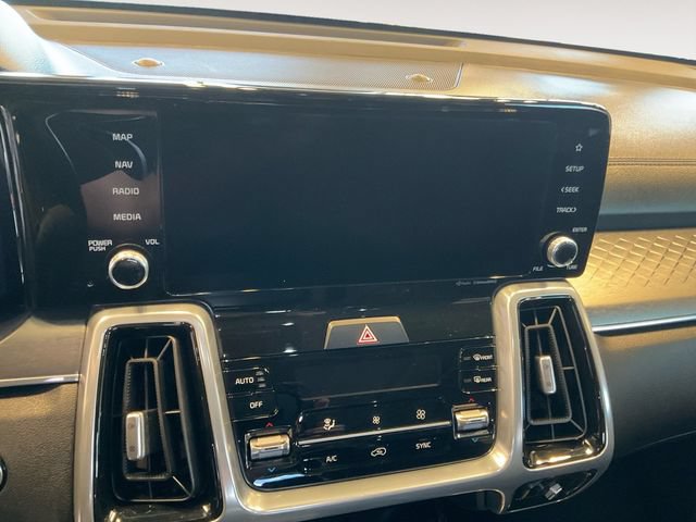 Used 2023 Kia Sorento SX AWD/4WD image 15