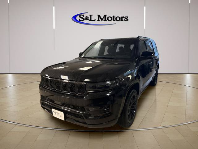 Used 2024 Jeep Grand Wagoneer Series II w/ Quick Order Packagew 28T AWD/4WD image 3