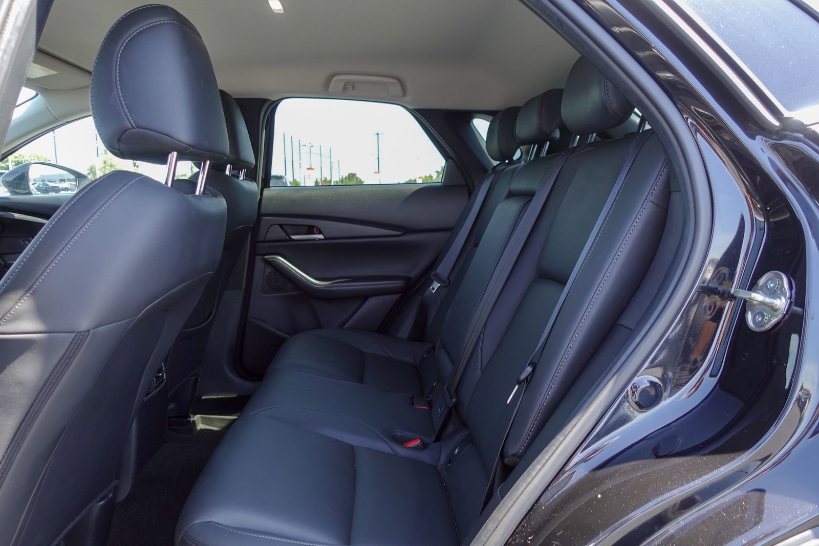 Used 2025 MAZDA CX-30 AWD 2.5 S w/ Select Sport Pkg image 12
